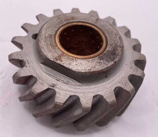 Transmission reverse idler gear 68-7141, 68-7141S/H for Ford Early V8 1936 to 1948 and Ford Pick Up 1936 to 1947.