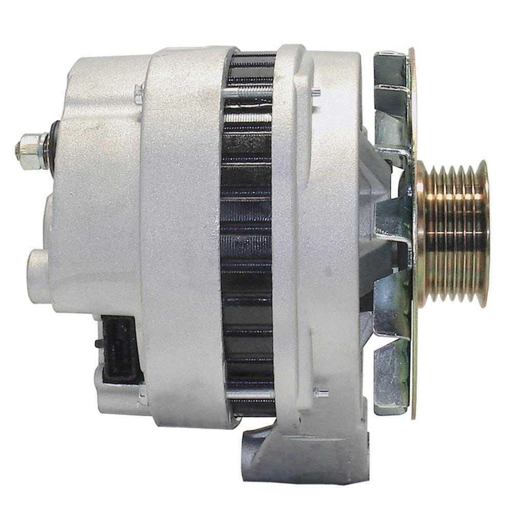 Alternator Chevrolet GMC C1500 K1500 96-99 C2500 K2500 96-00 334-2463A**