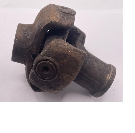 Universal joint assembly B7090USAL, b7090, B-7090 for Ford Model A 1928 to 1931, Ford AA truck 28-29, Ford Model B 1932 to 1934, Ford Early V8 1932 to 1948 (passenger and commercial) 