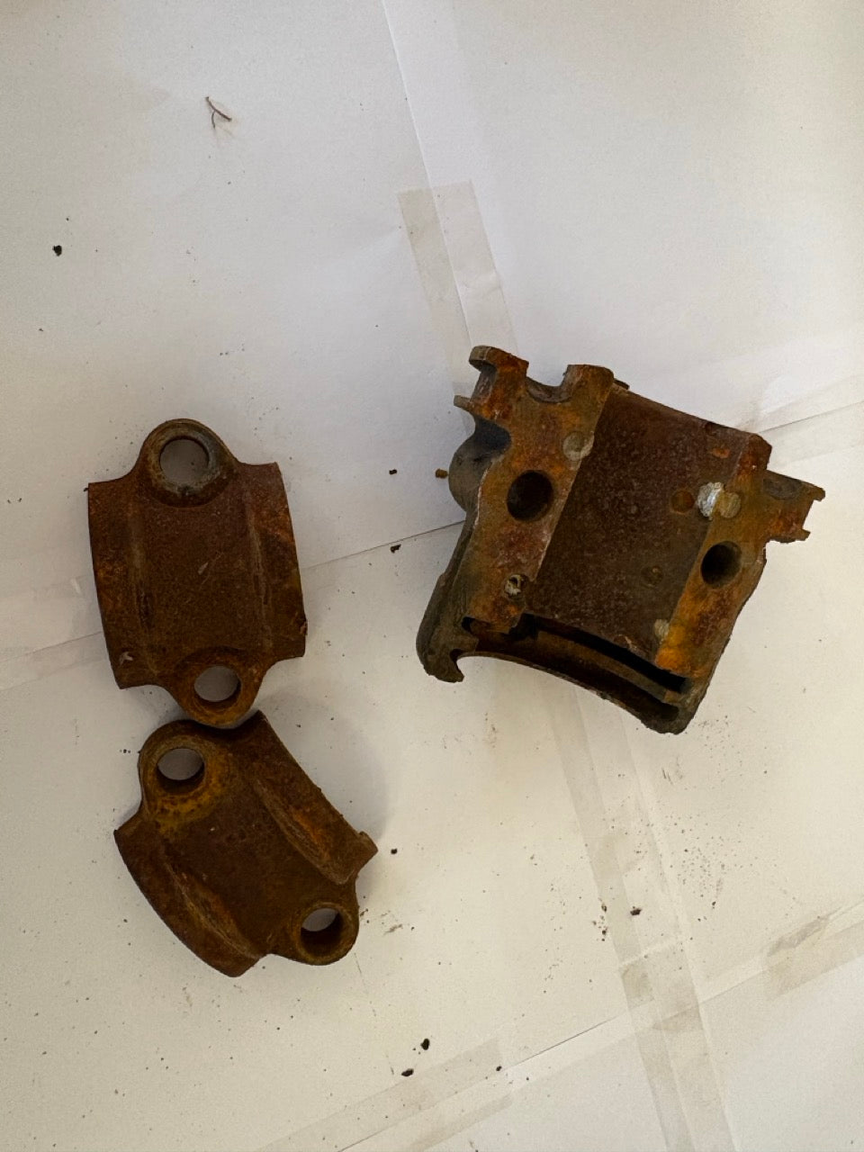 Main Baring Caps Set Ford Model A A-6325 A-6326 A-6327