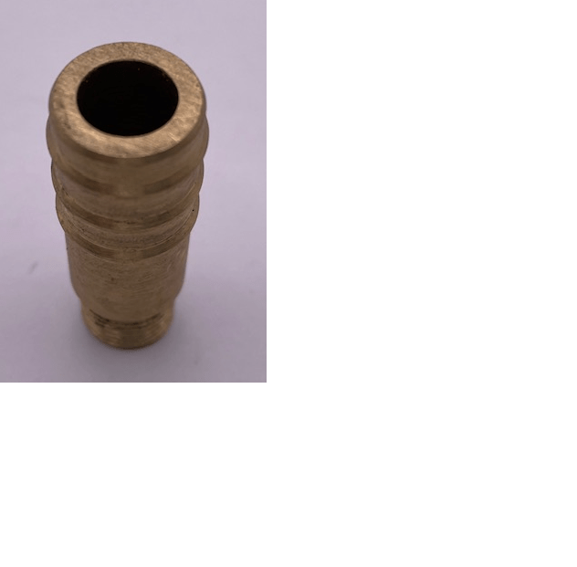 Heater hose union for Flathead water pumps found on the Ford Pilot (English) 1948 to 1952.
Part number E62A-18518B/E. 