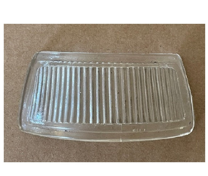 License light lens for the Ford Early V8 1937 passenger. 78-13445 Second hand,&nbsp;