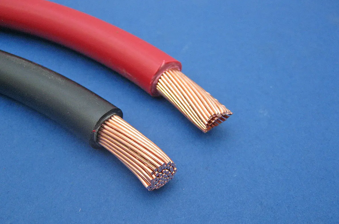 Battery Cable 61/0.90 40mm 010503