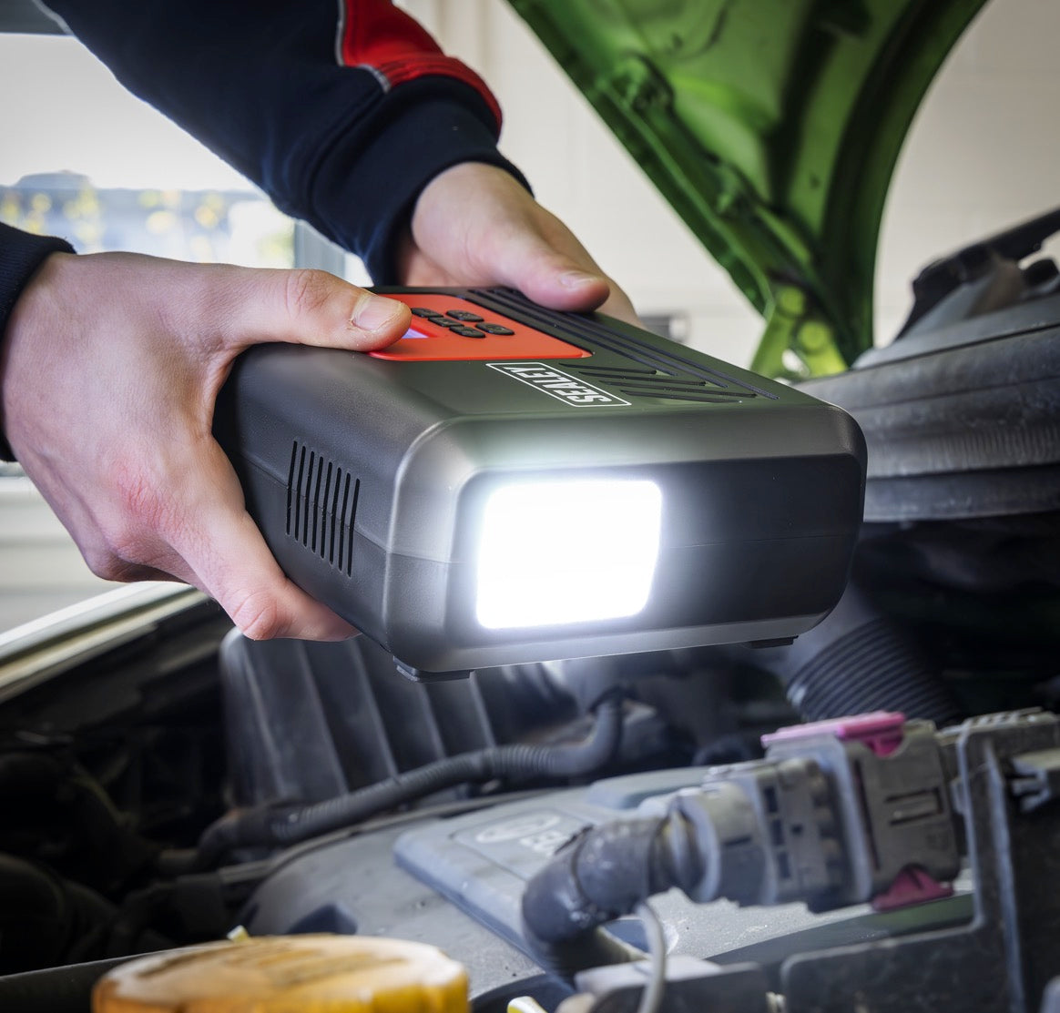 Emergency Tyre Inflator with Light 12V MAC12D