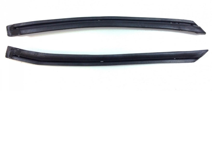 Pilar Post Seal Weatherstrip  Chevrolet Corvette 73-82 KG4081**