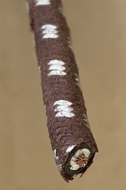 Braided HT Lead Copper Core 7mm Universal Brown & White 020401-N/W