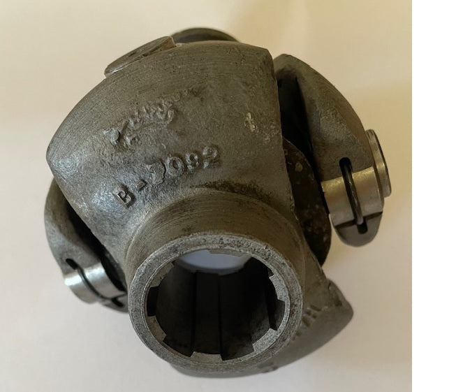Reconditioned Universal Joint (Ford 1928 to 1948)A-7090, B-7090, A7090, B7090