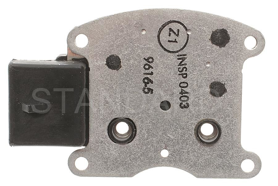 Voltage Regulator - Ford F150, F250 86-89, Mustang 84-89, Lincoln Continental 86-89, Mercury Cougar 89 VR190