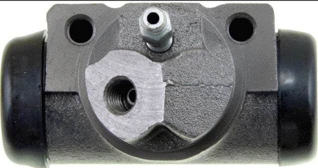 Wheel Cylinder Chevrolet C10 Pickup 64-73, Corvette 56-65, G20 67-73  W13387 (Rear, Left)