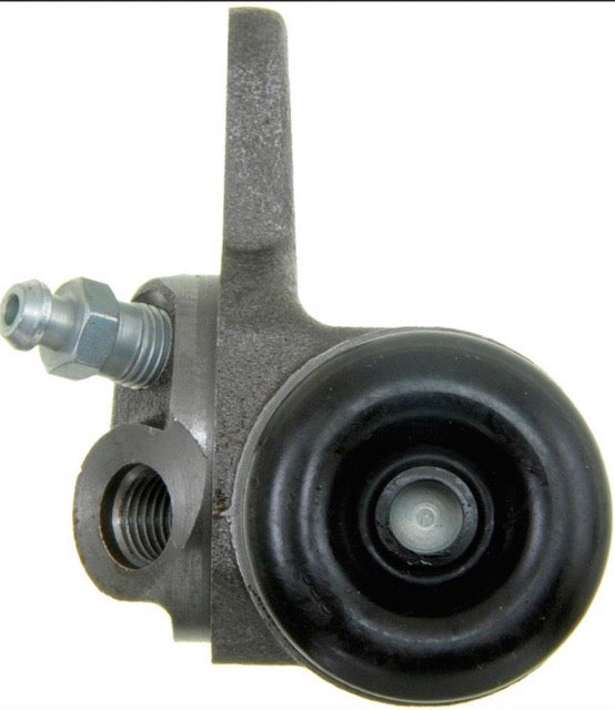 Drum Brake Wheel Cylinder W20933 (Front Right) (Chevrolet C10 Pickup 1960-1963, Corvette 1957, G10 Van 1964-65) - Belcher Engineering
