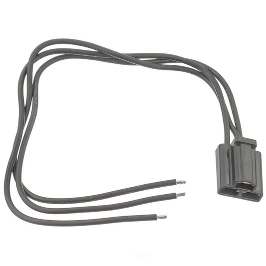 Horn Relay Connector - Cadillac DeVille 56-84, Chevrolet Camaro 67-95, Dodge Challenger 71-83, Ford F100 75-82 S-82